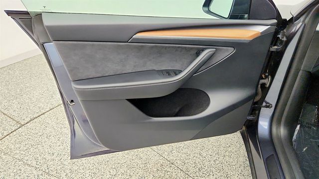 2023 Tesla Model Y Long Range AWD - 23057821 - 10