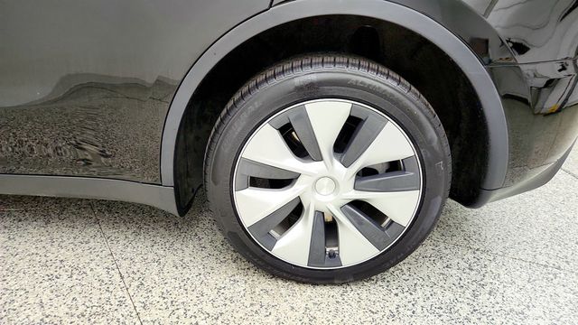 2023 Tesla Model Y Long Range AWD - 23068792 - 8