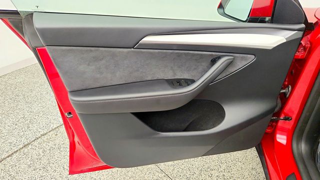 2023 Tesla Model Y Long Range AWD - 23097483 - 10