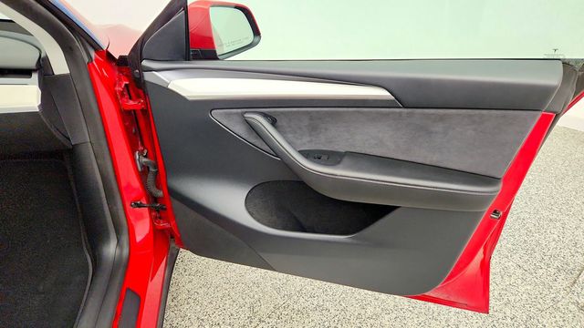 2023 Tesla Model Y Long Range AWD - 23097483 - 32