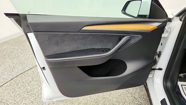 2023 Tesla Model Y Long Range AWD - 23097949 - 10