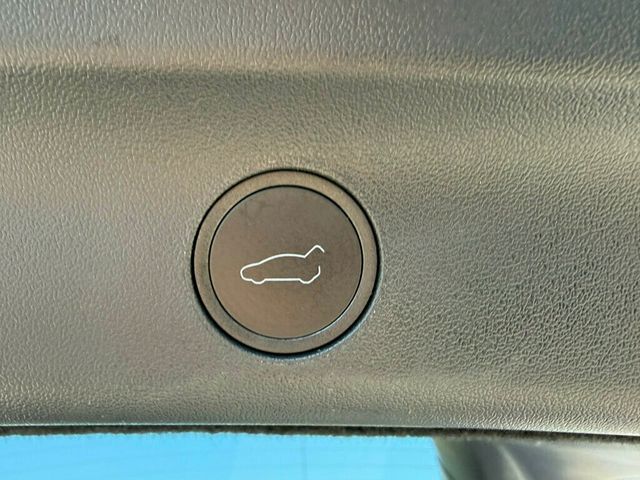 2023 Tesla Model Y Long Range AWD - 23000961 - 35