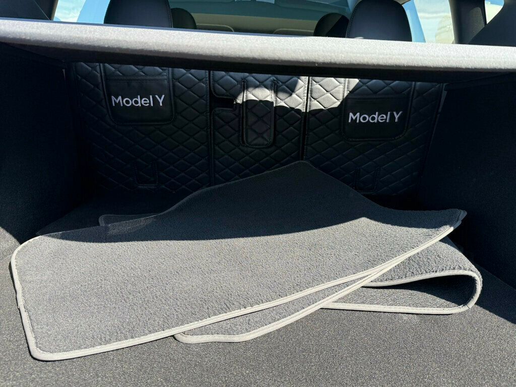 2023 Tesla Model Y Long Range AWD - 23000961 - 36