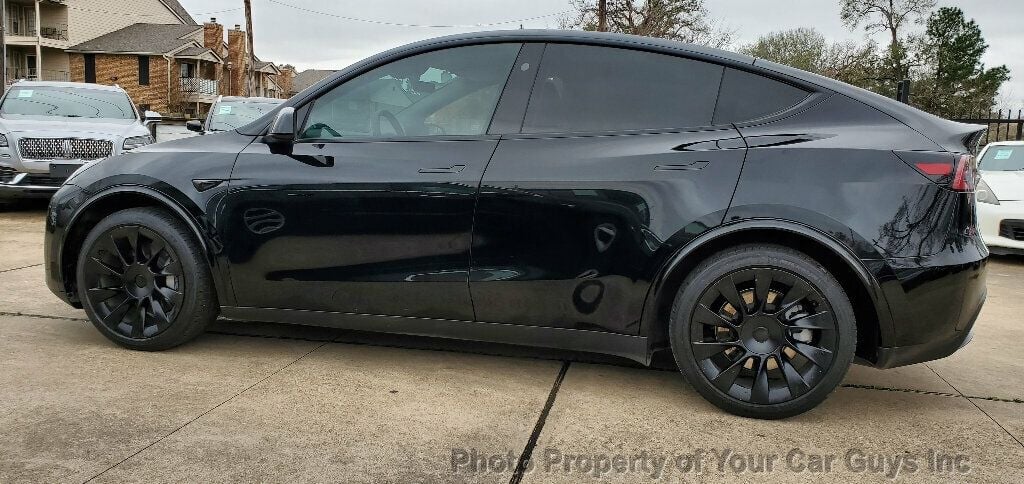 2023 Tesla Model Y Long Range AWD 7-Seater - 22773333 - 17