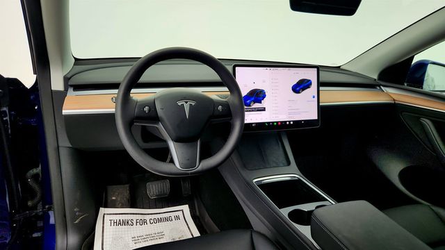 2023 Tesla Model Y Long Range AWD w/ 15'' Touchscreen Display, Panoramic Glass Roof - 22998992 - 10