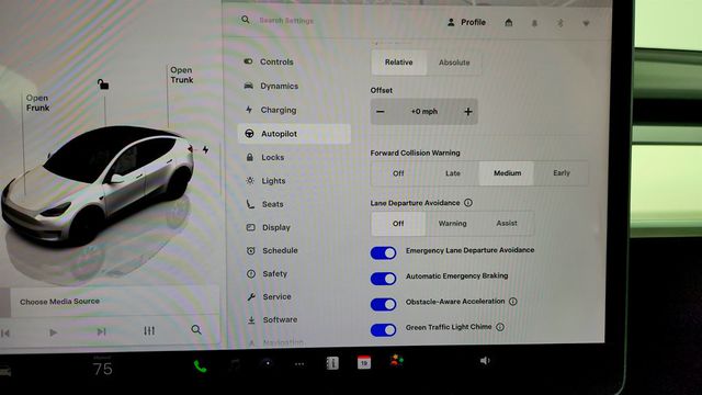 2023 Tesla Model Y Long Range AWD w/ 20'' Induction Wheels & Acceleration Boost - 23000624 - 19
