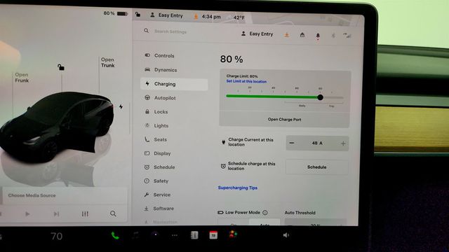 2023 Tesla Model Y Long Range AWD w/ 20'' Induction Wheels & Acceleration Boost - 23000913 - 18