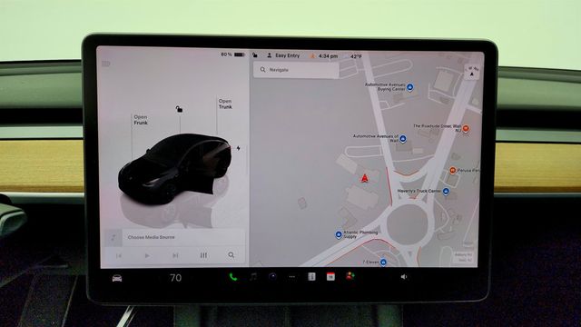 2023 Tesla Model Y Long Range AWD w/ 20'' Induction Wheels & Acceleration Boost - 23000913 - 22