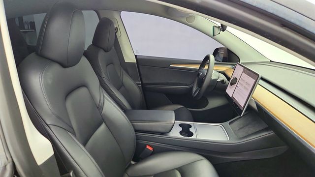 2023 Tesla Model Y Long Range AWD w/ 20'' Induction Wheels & Acceleration Boost - 23000913 - 28