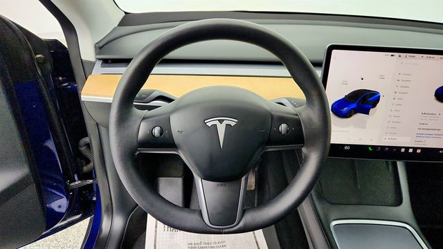 2023 Tesla Model Y Long Range AWD w/ 20'' Induction Wheels & Acceleration Boost - 23005615 - 12