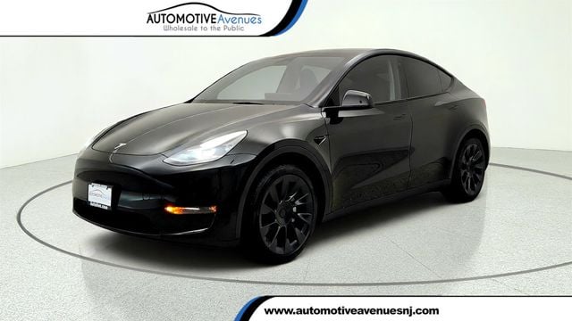 2023 Tesla Model Y Long Range AWD w/ 7-Seat, Accel Boost & 20'' Induction Wheels - 23050041 - 0