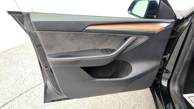 2023 Tesla Model Y Long Range AWD w/ 7-Seat, Accel Boost & 20'' Induction Wheels - 23050041 - 10