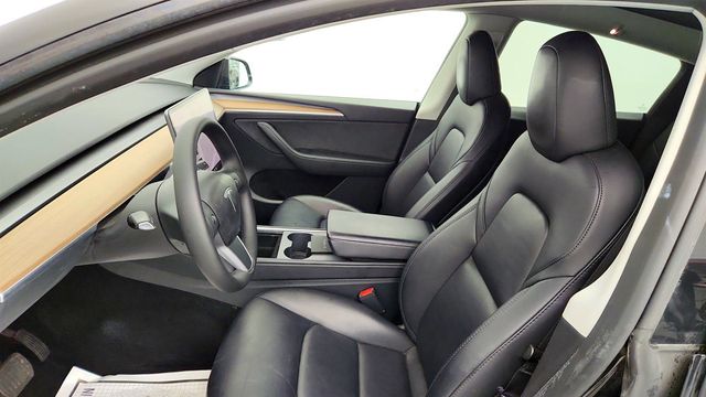 2023 Tesla Model Y Long Range AWD w/ 7-Seat, Accel Boost & 20'' Induction Wheels - 23050041 - 22