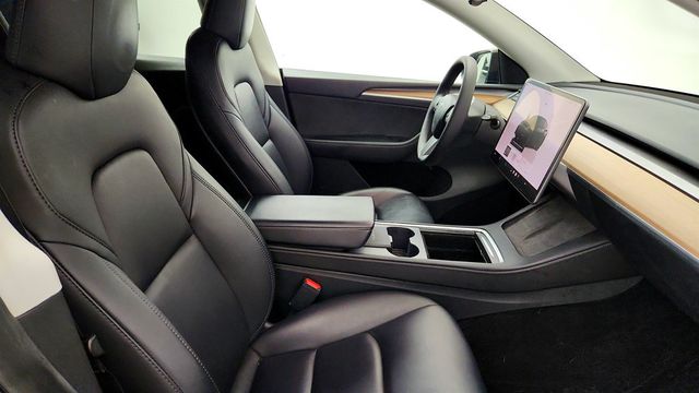 2023 Tesla Model Y Long Range AWD w/ 7-Seat, Accel Boost & 20'' Induction Wheels - 23050041 - 24