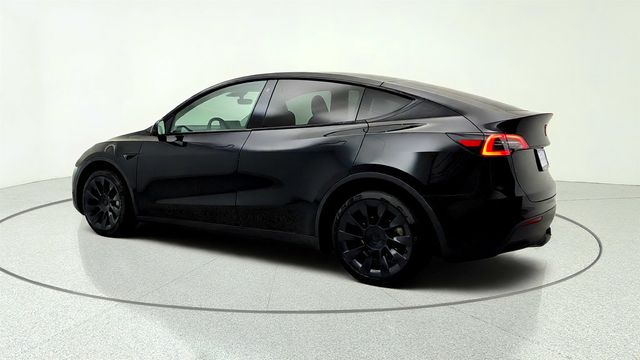 2023 Tesla Model Y Long Range AWD w/ 7-Seat, Accel Boost & 20'' Induction Wheels - 23050041 - 6