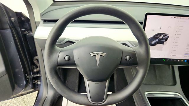 2023 Tesla Model Y Long Range AWD w/ 7 Seat Int., 20'' Wheels & Acceleration Boost - 23009158 - 11