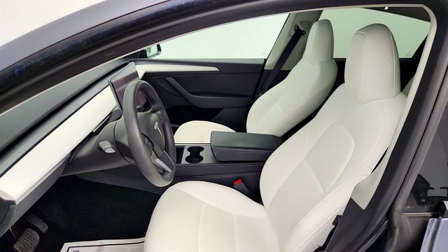 2023 Tesla Model Y Long Range AWD w/ 7 Seat Int., 20'' Wheels & Acceleration Boost - 23009158 - 23