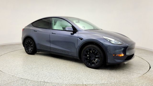 2023 Tesla Model Y Long Range AWD w/ 7 Seat Int., 20'' Wheels & Acceleration Boost - 23009158 - 2