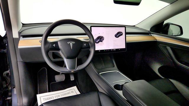 2023 Tesla Model Y Long Range AWD w/ 7 Seat Int., 20'' Wheels & Acceleration Boost - 23030980 - 10