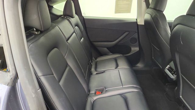 2023 Tesla Model Y Long Range AWD w/ 7 Seat Int., 20'' Wheels & Acceleration Boost - 23030980 - 27