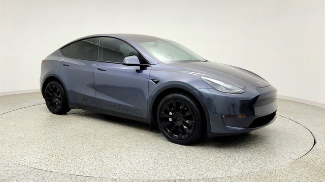2023 Tesla Model Y Long Range AWD w/ 7 Seat Int., 20'' Wheels & Acceleration Boost - 23030980 - 2
