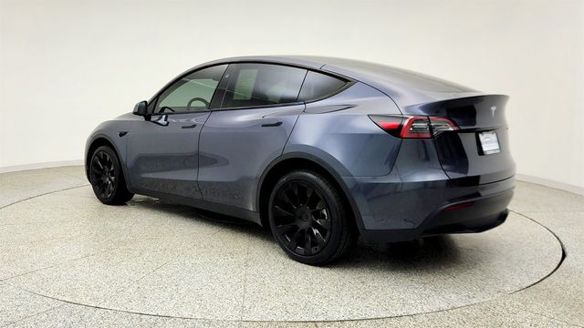 2023 Tesla Model Y Long Range AWD w/ 7 Seat Int., 20'' Wheels & Acceleration Boost - 23030980 - 6