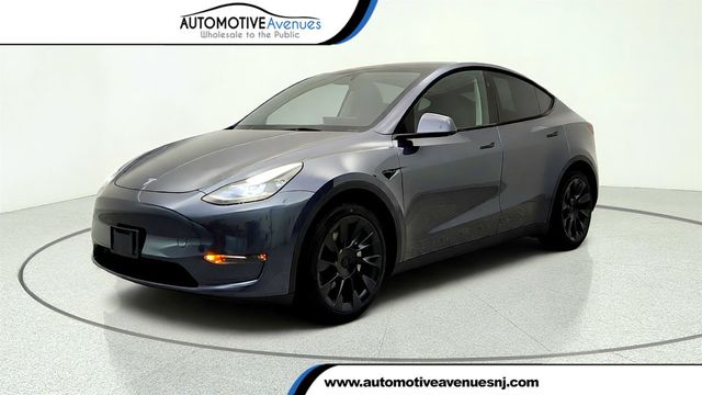 2023 Tesla Model Y Long Range AWD w/ 7-Seat Int., 20’’ Wheels & Acceleration Boost - 23056808 - 0