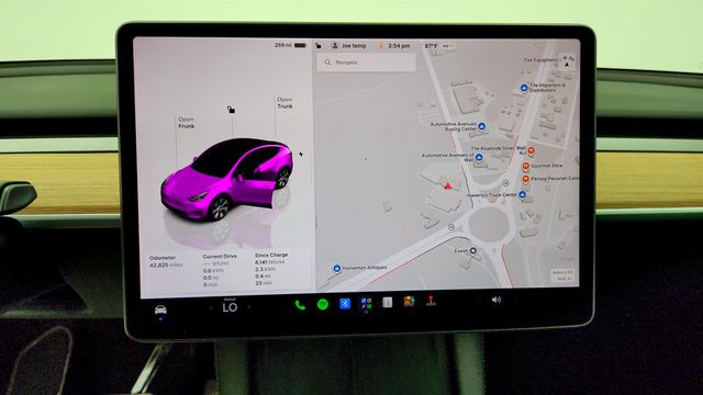 2023 Tesla Model Y Long Range AWD w/ 7 Seat Interior - 23051939 - 19