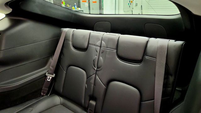 2023 Tesla Model Y Long Range AWD w/ 7 Seat Interior - 23051939 - 23