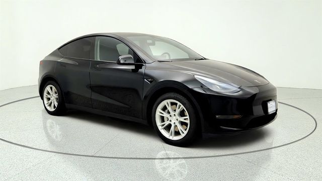 2023 Tesla Model Y Long Range AWD w/ 7 Seat Interior - 23051939 - 2