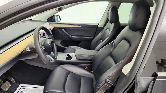 2023 Tesla Model Y Long Range AWD w/ 7-Seat Interior - 23055620 - 24