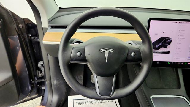 2023 Tesla Model Y Long Range AWD w/ 7-Seat Interior, 20'' Wheels & Accel. Boost - 23066959 - 11