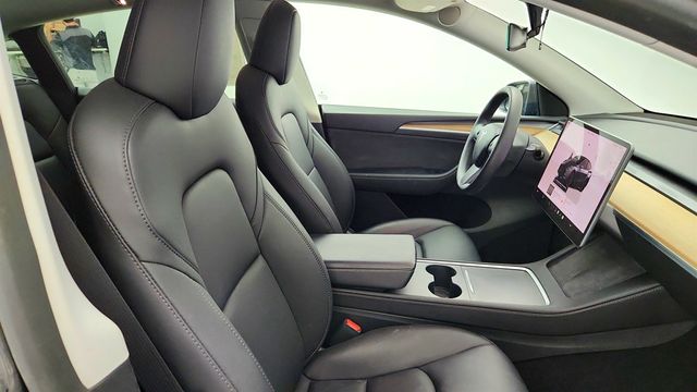 2023 Tesla Model Y Long Range AWD w/ 7-Seat Interior, 20'' Wheels & Accel. Boost - 23066959 - 27