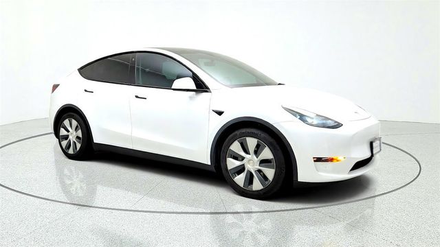 2023 Tesla Model Y Long Range AWD w/ 7-Seat Interior & Acceleration Boost - 23071852 - 2