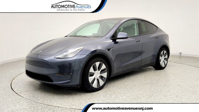 2023 Tesla Model Y Long Range AWD w/ 7-Seat Interior & Acceleration Boost - 23006204 - 0