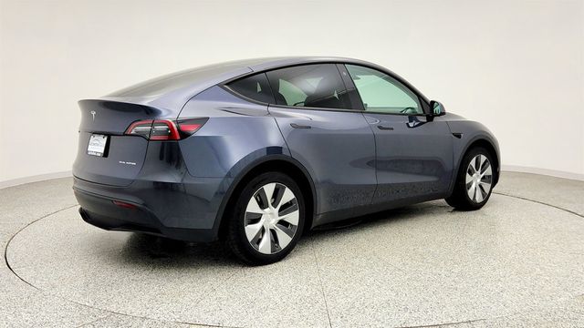 2023 Tesla Model Y Long Range AWD w/ 7-Seat Interior & Acceleration Boost - 23006204 - 4