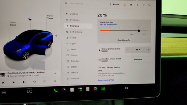 2023 Tesla Model Y Long Range AWD w/ 7-Seat Interior & Acceleration Boost - 23067241 - 16