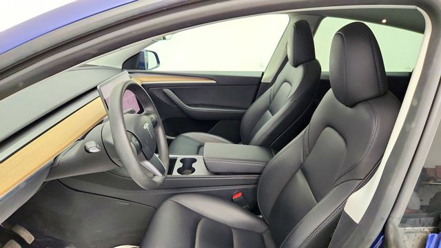 2023 Tesla Model Y Long Range AWD w/ 7-Seat Interior & Acceleration Boost - 23067241 - 21