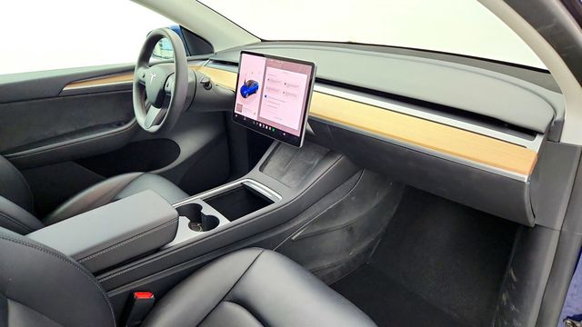 2023 Tesla Model Y Long Range AWD w/ 7-Seat Interior & Acceleration Boost - 23067241 - 27