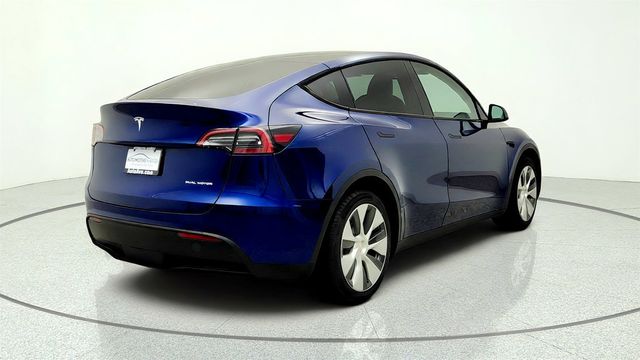 2023 Tesla Model Y Long Range AWD w/ 7-Seat Interior & Acceleration Boost - 23067241 - 4