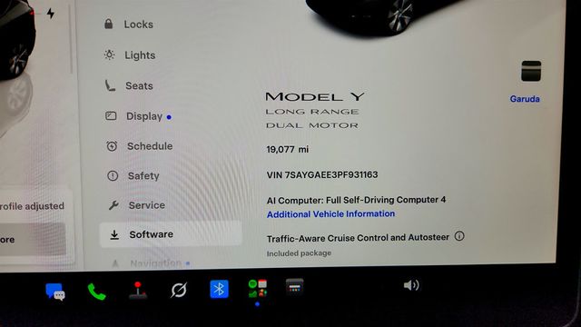 2023 Tesla Model Y Long Range AWD w/ 7-Seat Interior & White/Black Interior - 23046051 - 13