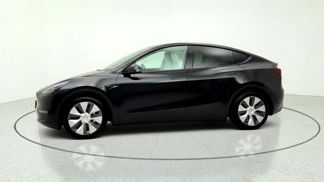 2023 Tesla Model Y Long Range AWD w/ 7-Seat Interior & White/Black Interior - 23046051 - 7
