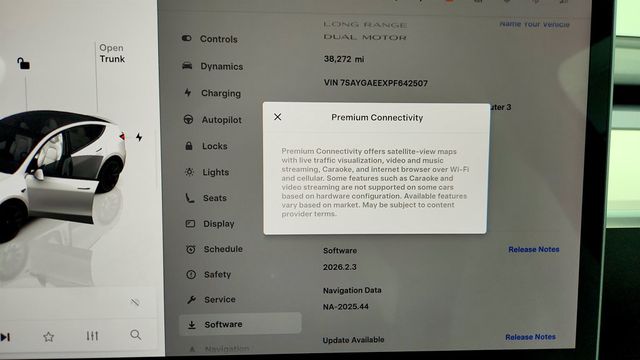 2023 Tesla Model Y Long Range AWD w/ 7-Seat White/Black Int. & 20'' Wheels - 23006184 - 16