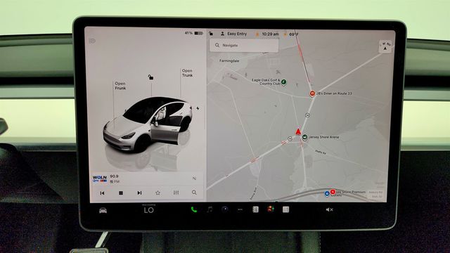 2023 Tesla Model Y Long Range AWD w/ 7-Seat White/Black Int. & 20'' Wheels - 23006184 - 21