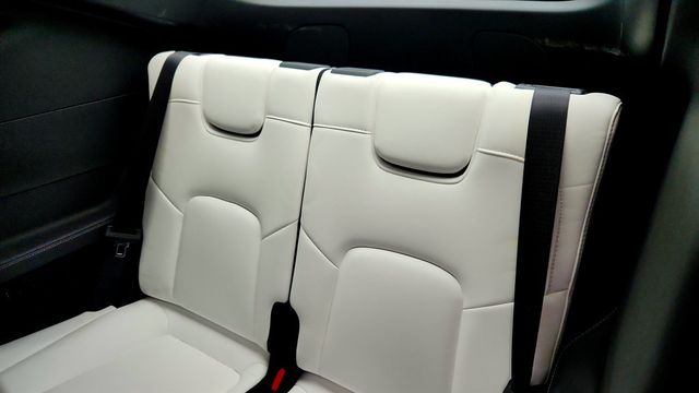 2023 Tesla Model Y Long Range AWD w/ 7-Seat White/Black Int. & 20'' Wheels - 23006184 - 25