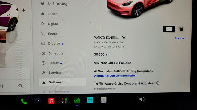 2023 Tesla Model Y Long Range AWD w/ Acceleration Boost - 23081738 - 13