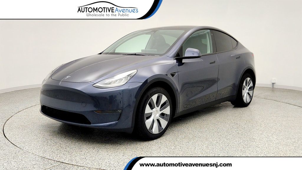 2023 Tesla Model Y Long Range AWD w/ Acceleration Boost - 23006933 | Video 1