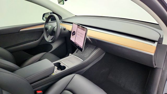 2023 Tesla Model Y Long Range AWD w/ Acceleration Boost - 23009558 - 28
