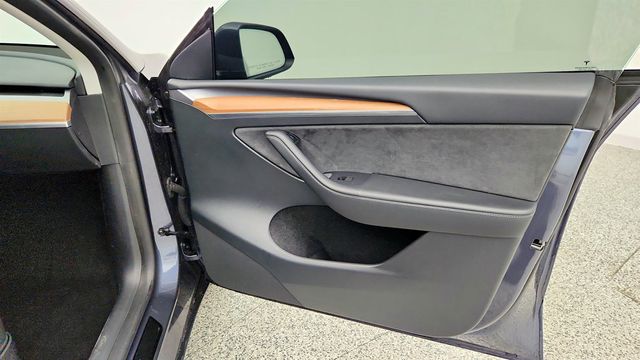 2023 Tesla Model Y Long Range AWD w/ Acceleration Boost - 23009558 - 29
