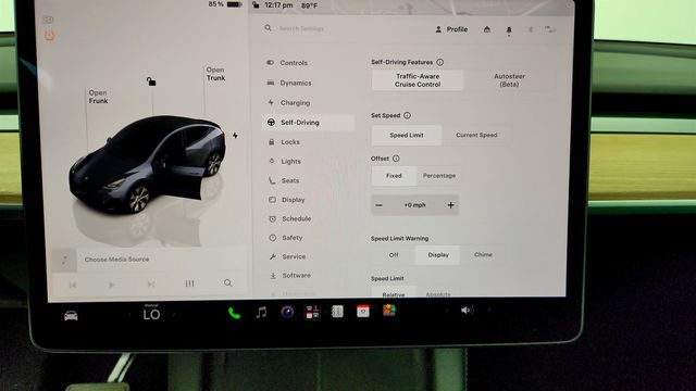 2023 Tesla Model Y Long Range AWD w/ Acceleration Boost - 23054785 - 19